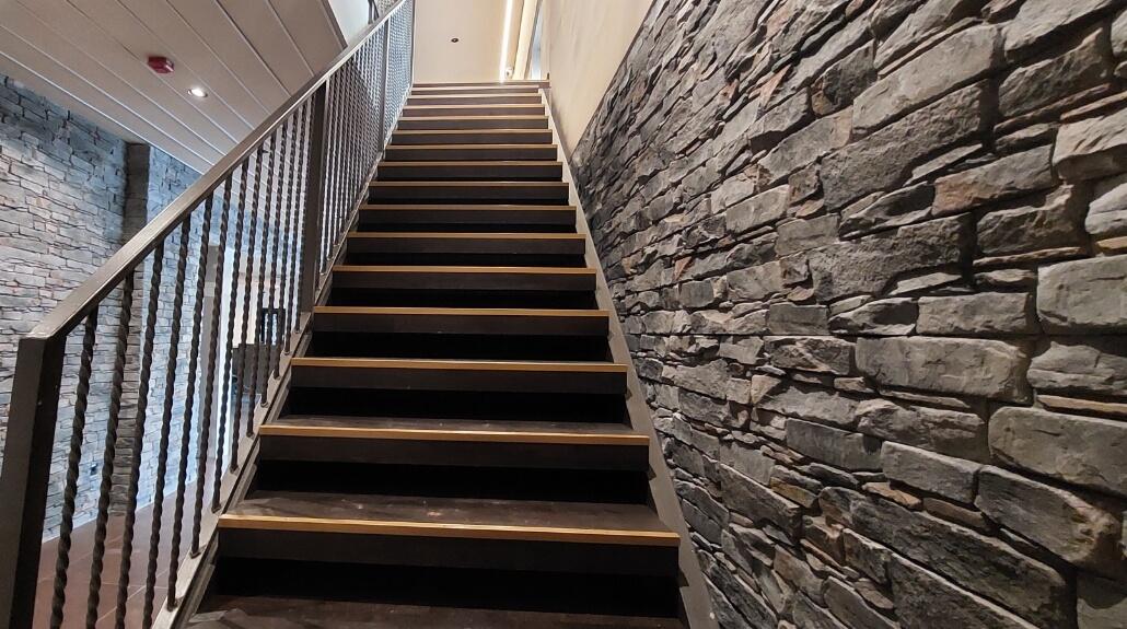 Črni petek - popust na črne modele